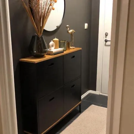 Fin Naert Alt Апартаменти