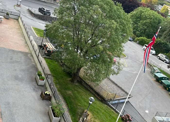 Apartment Fin Naert Alt *